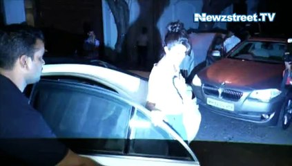 Check-out- Guthhi’s funny comment on Priyanka Chopra’s tweet