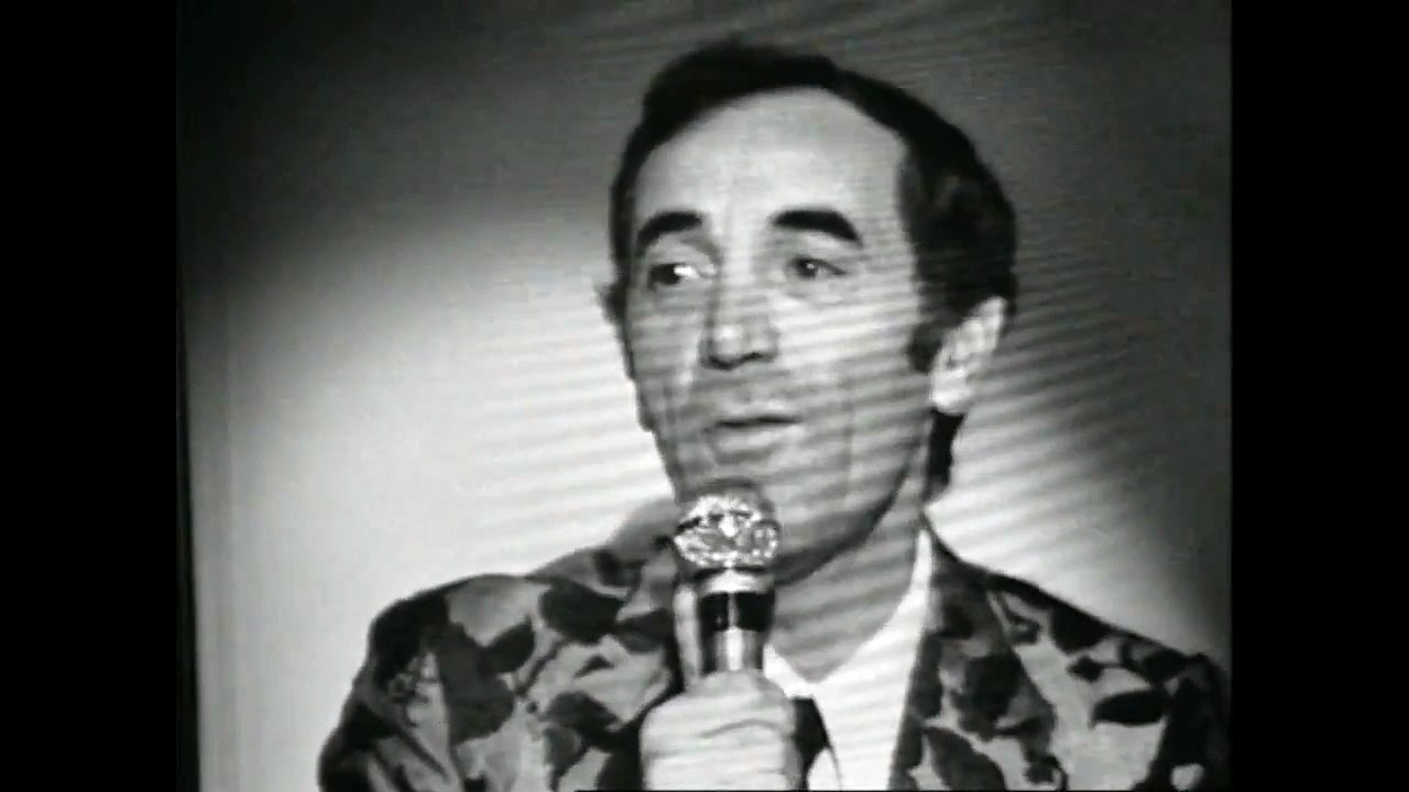 Charles Aznavour - Les Plaisirs démodés (1972)