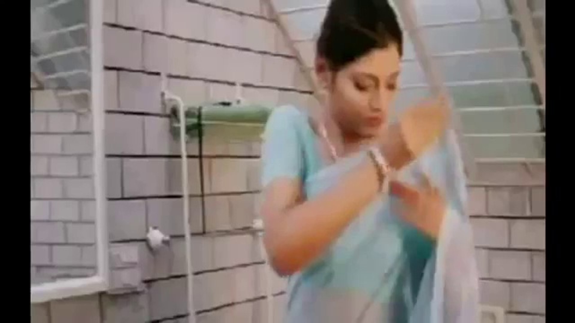 Bangladeshi actress b grade movie clips Song romance scandal (MUST WATCH)