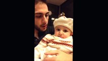 Beatbox Yapan 1 Yaşındaki Sevimli Bebek ))