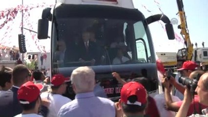 Kılıçdaroğlu Yoğun Miting Trafiğinde Dinlendi