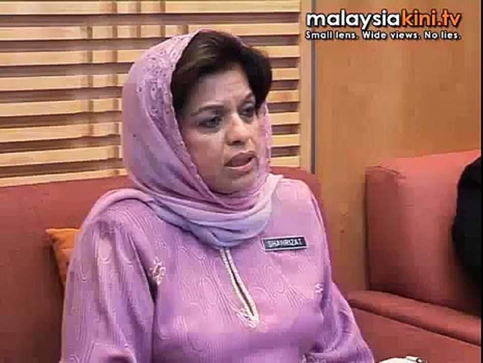 Caning for Singapore-based Malaysian nurse/model  for beer drinking - deferred.