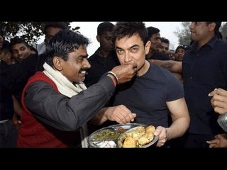 Aamir Khan Eats Litti Chokha At Patna Roadside Shop - BT