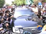 Geo Reports-Police arrest 24 guards, driver of Mirza outside SHC-23 May 2015