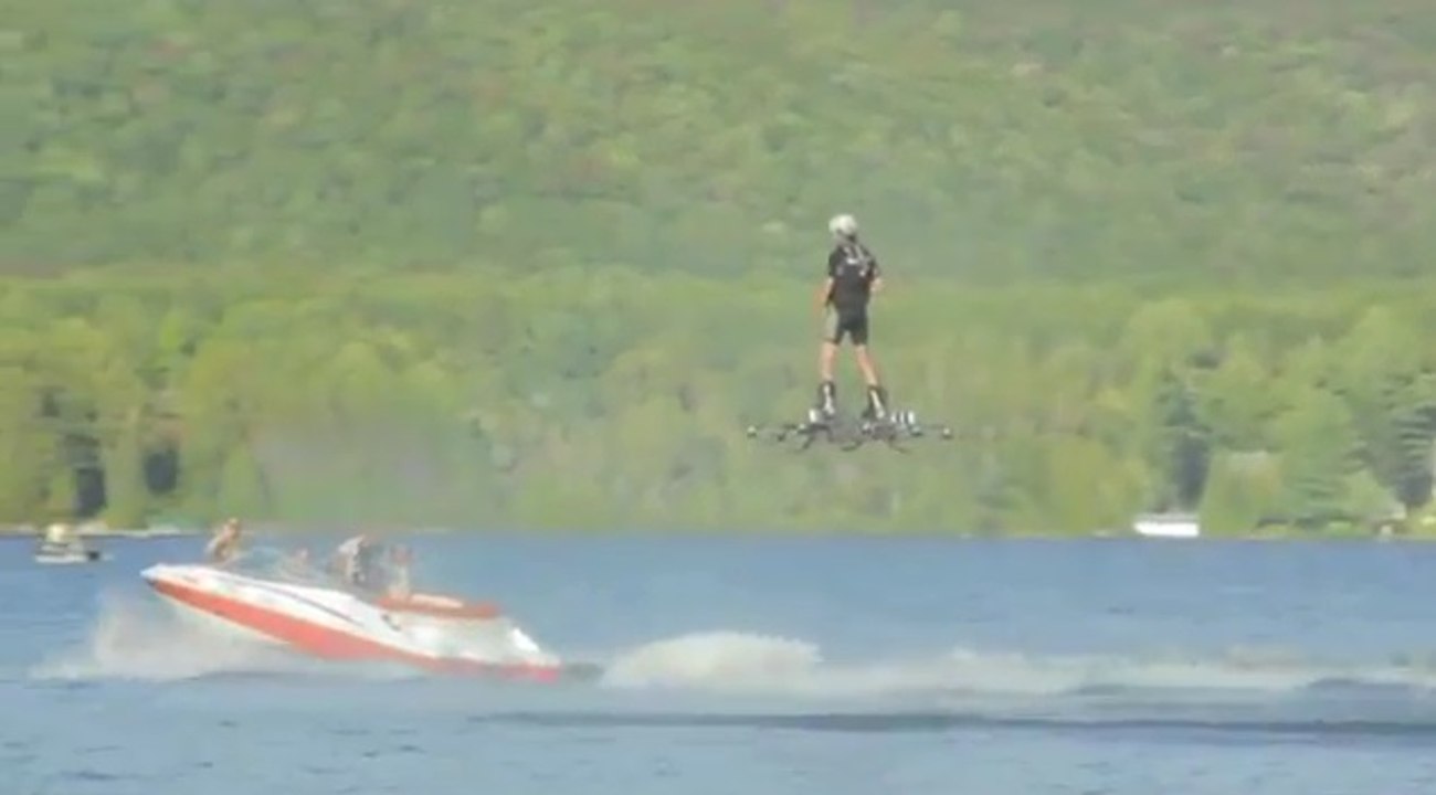 Le plus long vol avec un hoverboard