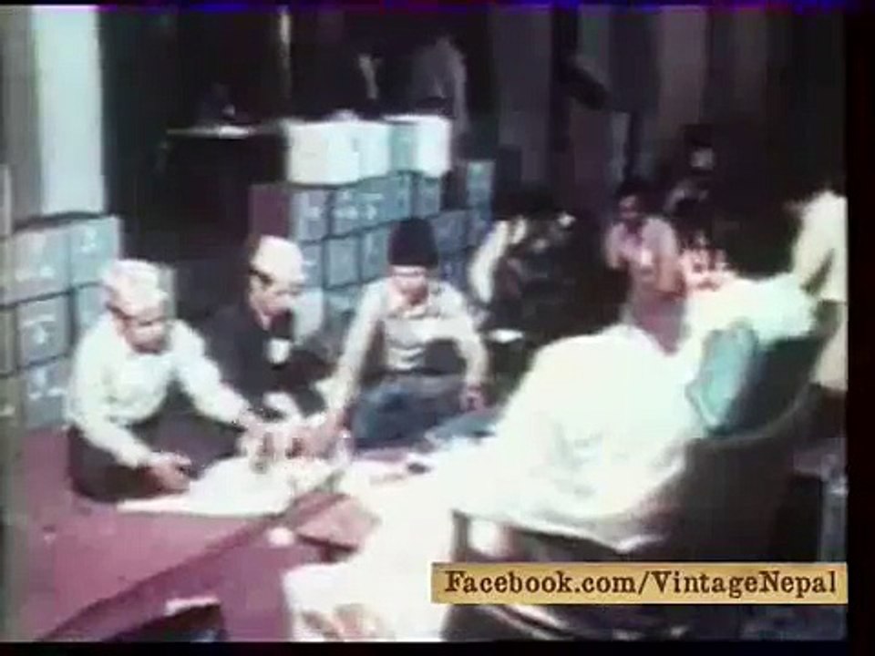 Old Nepal - French TV channel footage of 1989 showing old video clips of Nepal