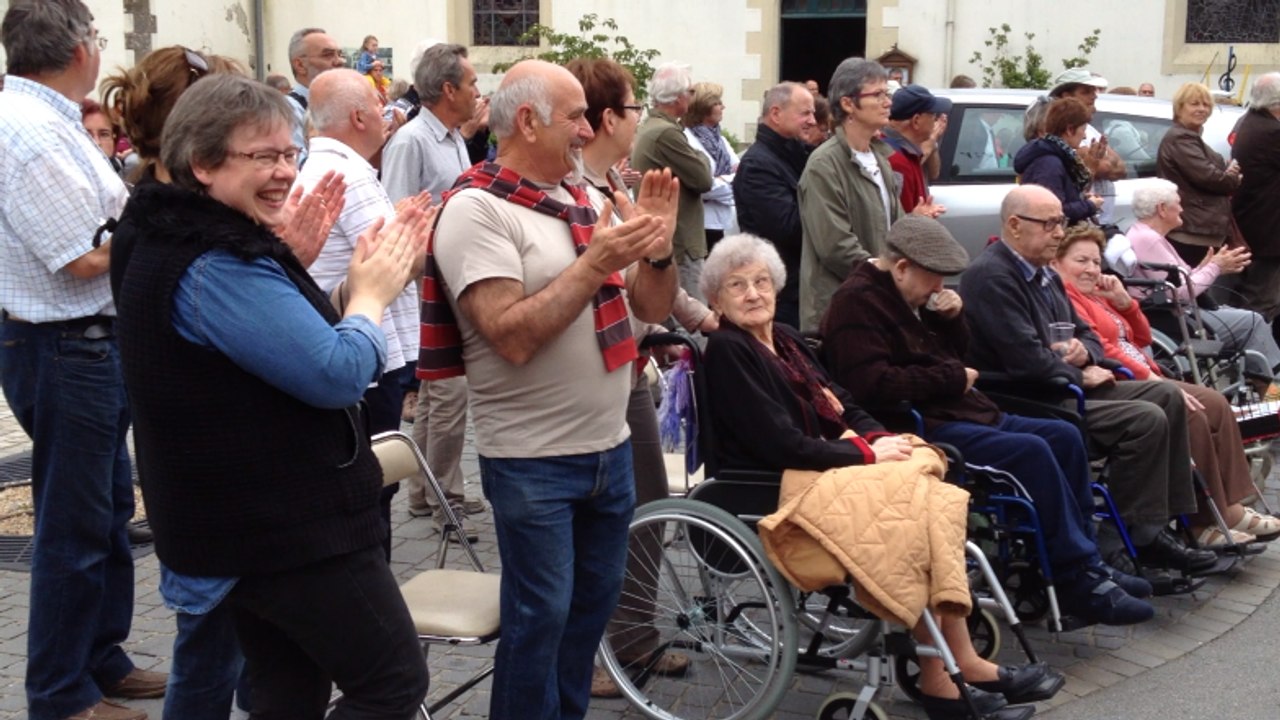 Défilé des batteries-fanfares pour les grands prix nationaux