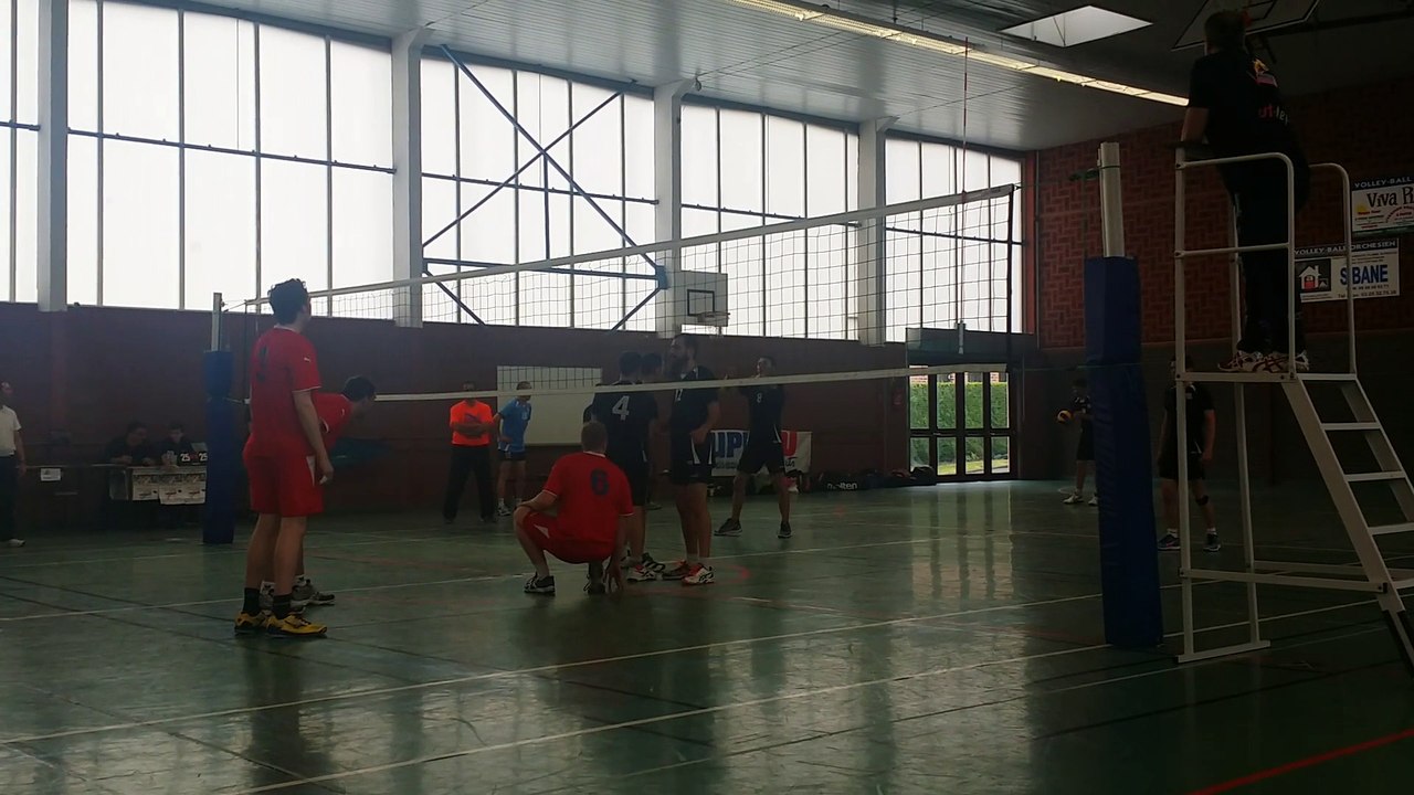 demi-finale volley-ball ufolep 2015 : St-Amand-Les-Eaux-Plessis Patte