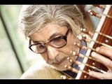 Amitabh Bachchan Requests for Sitar in His Room to Play it Perfectly in Piku