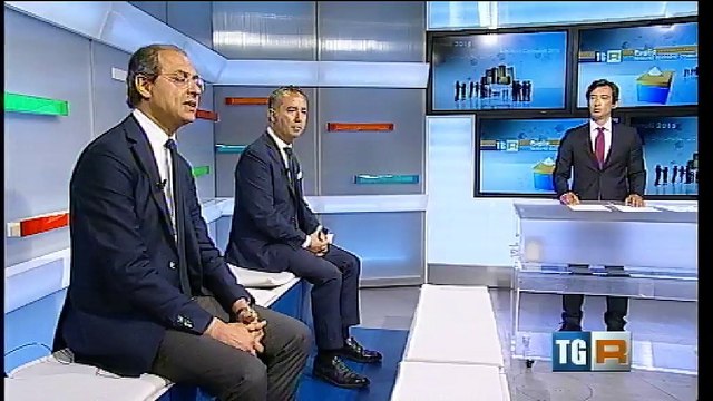 Comunali 2015: tribuna elettorale con i 5 candidati sindaco di Andria