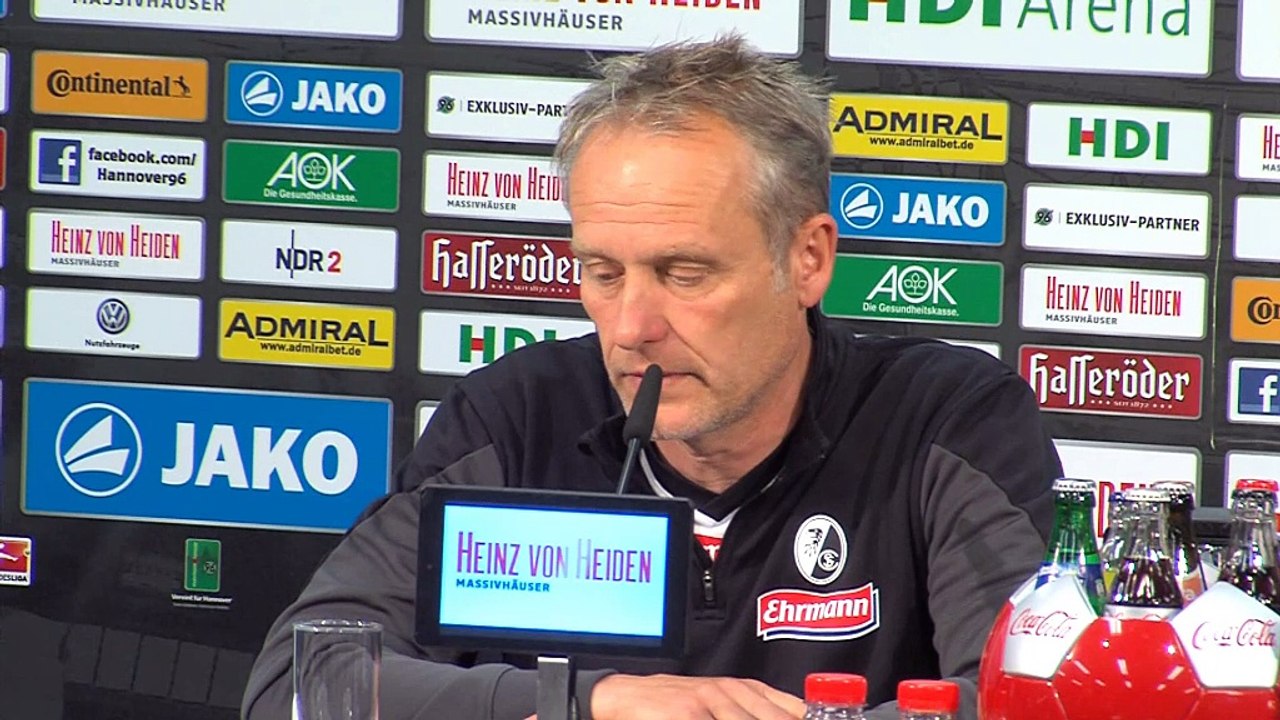 Streich mit Medienschelte: 'Abstrus'