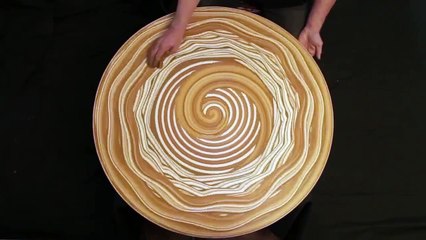 Sand patterns and techno music