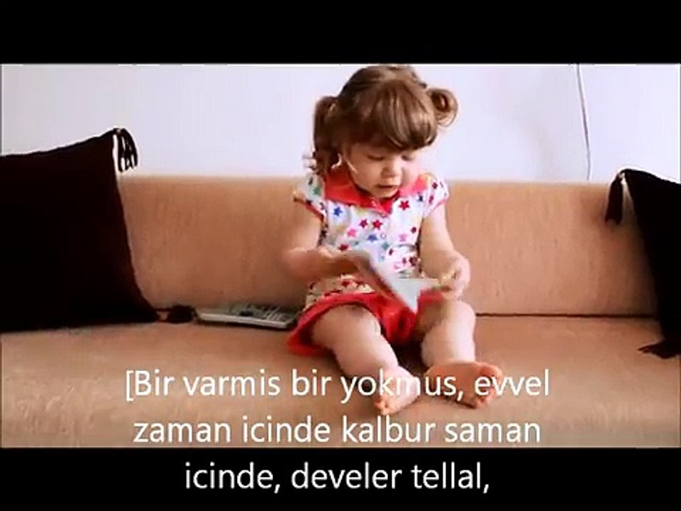 Elif Öykü Elif Oyku Masal Hikaye Anlatiyor (2,5 yaş)