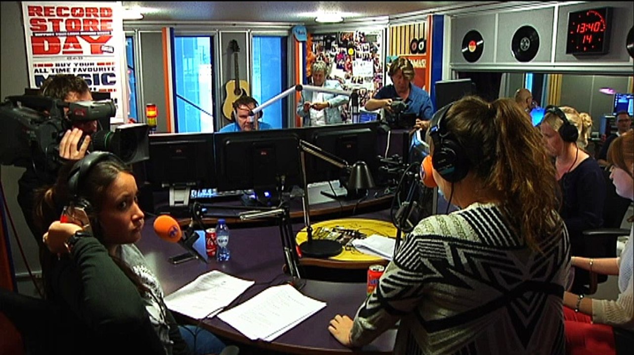 Cafe Martini XL: Kira Dekker over Martijn van der Zande - RTV Noord