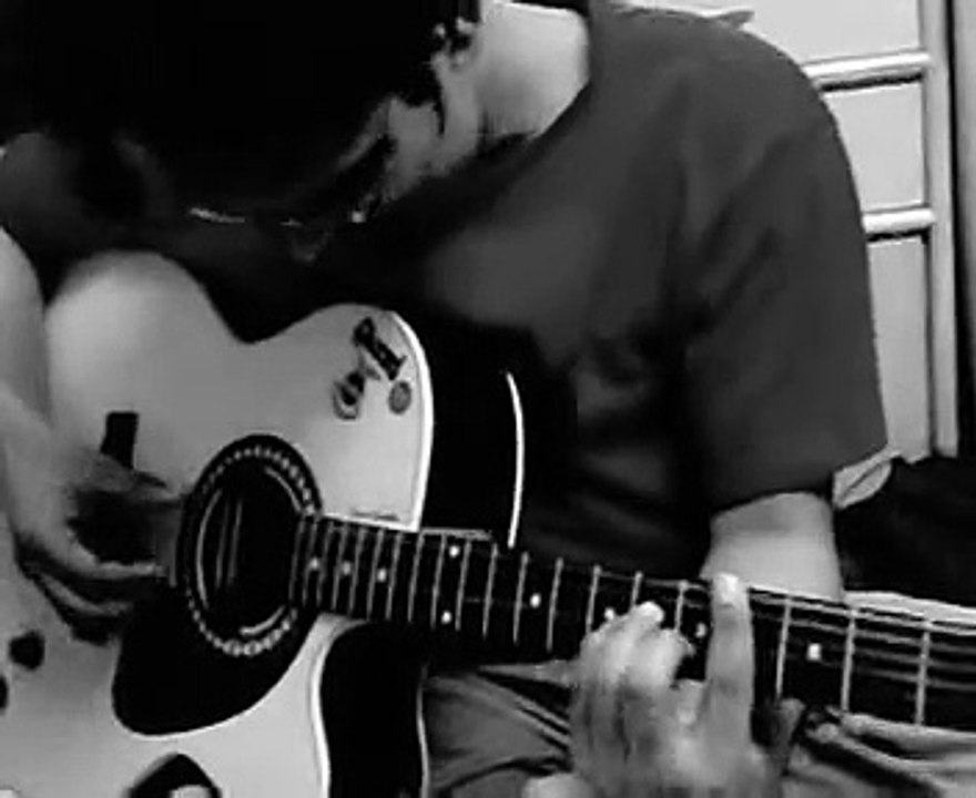 Aabhija mere do bacho ki maa acoustic unplugged... mobile recording...- Vishvesh