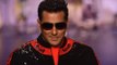 Salman Throws An Impromtu Party For The Cast Of Kick - BT