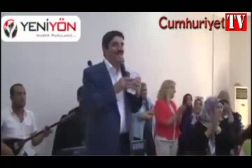 AKP'li Yasin Aktay'dan Erdoğan'a salavatlı ilahi