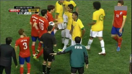 ネイマール、韓国のラフプレーに怒る → 直後にFKぶちこんでリベンジ Neymar got angry for foul → FK Goal S-Korea 0-2 Brazil 韓国 vs ブラジル
