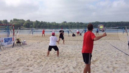 Tournoi de beach tennis à la Monnerie