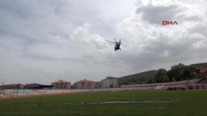 Bakan Müezzinoğlu Kütahya'ya Helikopterle Geldi, AK Parti Amblemli Kürsüde Konuşma Yaptı
