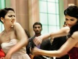 OMG: Zoya Afroz Slapped Sonali Raut? - BT