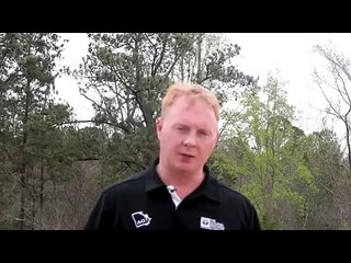 The Golfing Machine: Hitting vs. Swinging