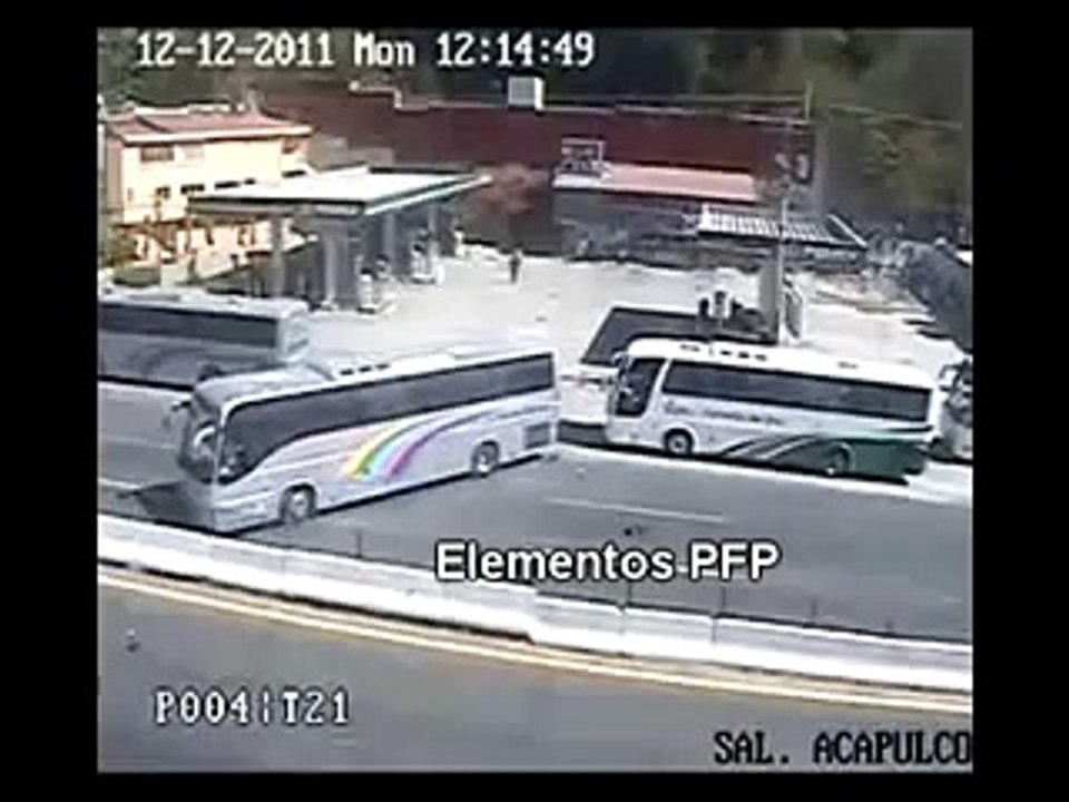 Desalojo de normalistas