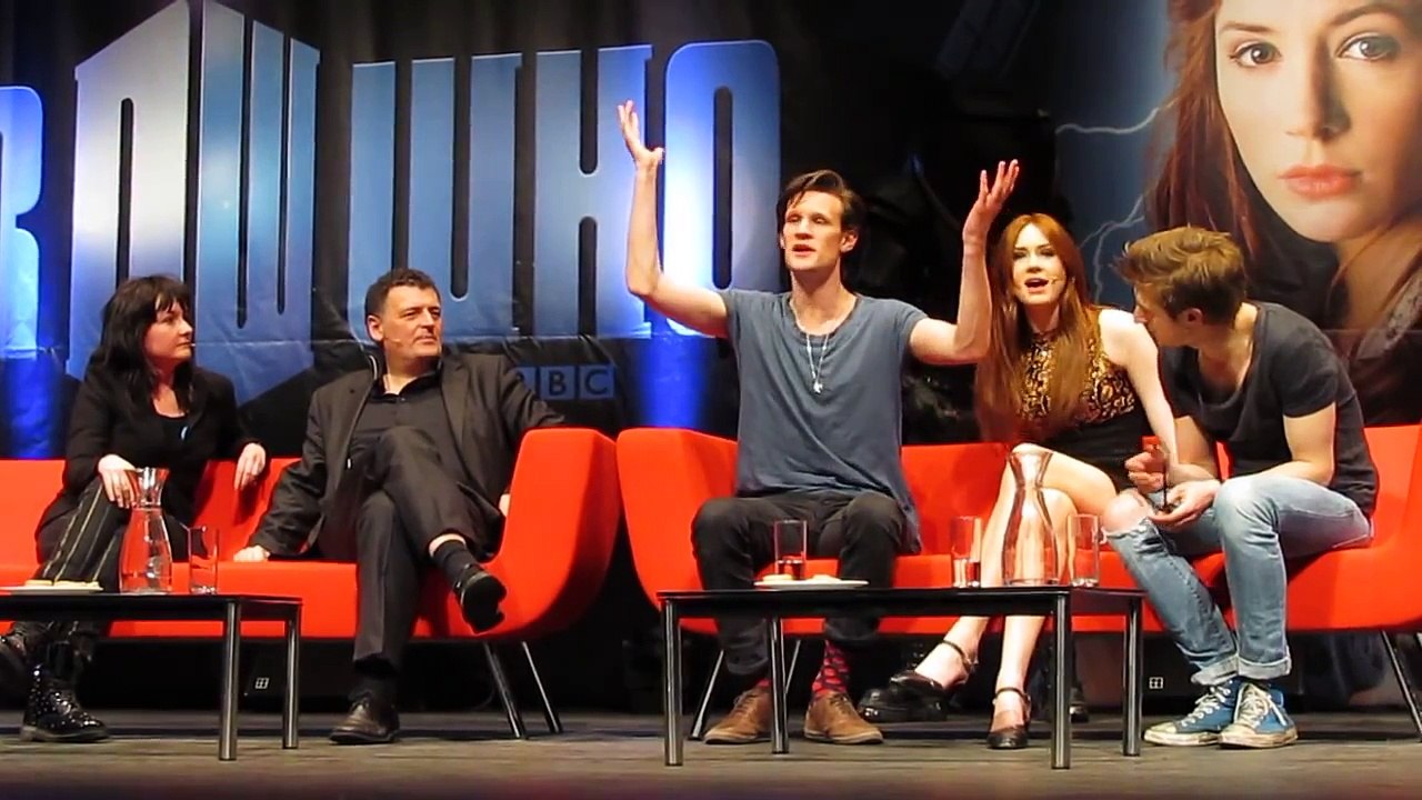 Karen Gillan ATTACKED on stage at Doctor Who Convention 2012