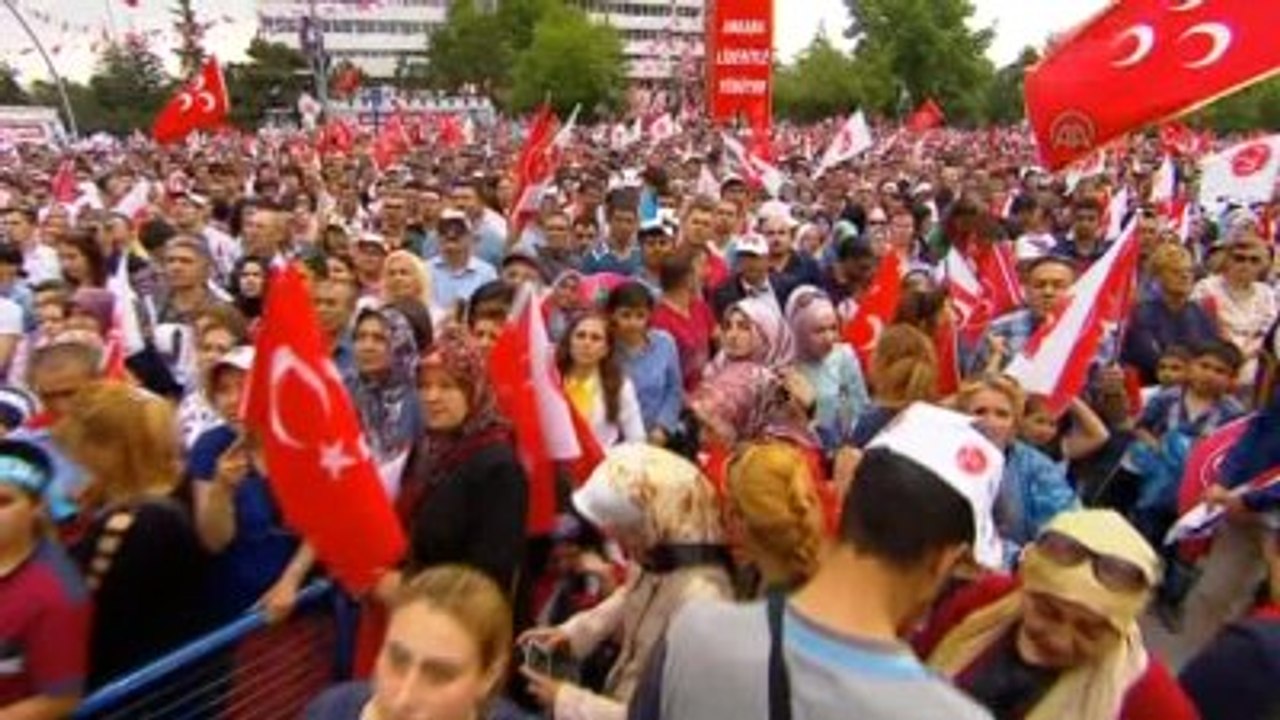 Bahçeli: "Kur'an-ı Kerim, Siyaset Sahnesine Çıkarılmaktadır"
