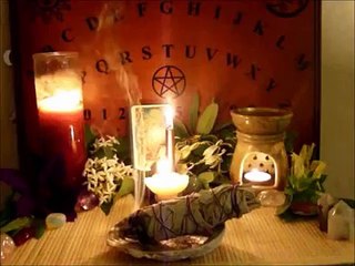 Wicca, sorcellerie & néo-paganisme : Quels outils pour débuter ?