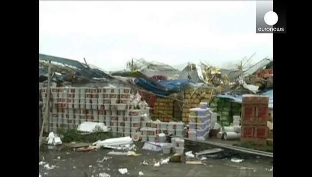 Китай: повені призвели до смерті півсотні людей