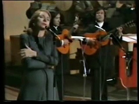 Maria Dolores Pradera-Cuando llora mi guitarra