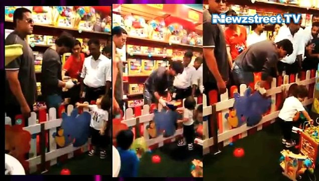 Caught on cam- Baby AbRam enjoys day out with daddy SRK at Mumbai mall