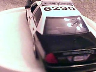 SAN DIEGO POLICE DIECAST MODEL CAR WITH WORKING LIGHTS AND SIREN