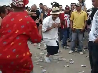 Cholos Bailando (CELSO PIÑA, COZOYOAPAN, GRO.)