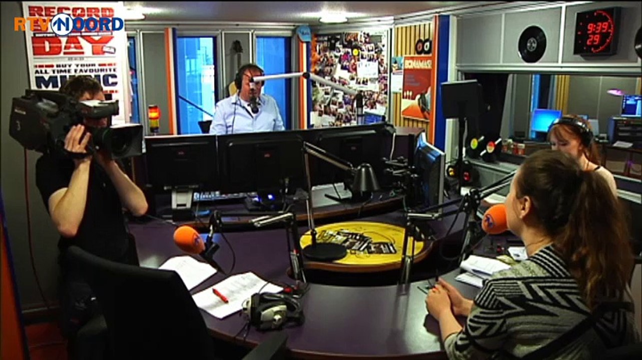 Cafe Martini XL - Kira Dekker over Mook Enzo - RTV Noord