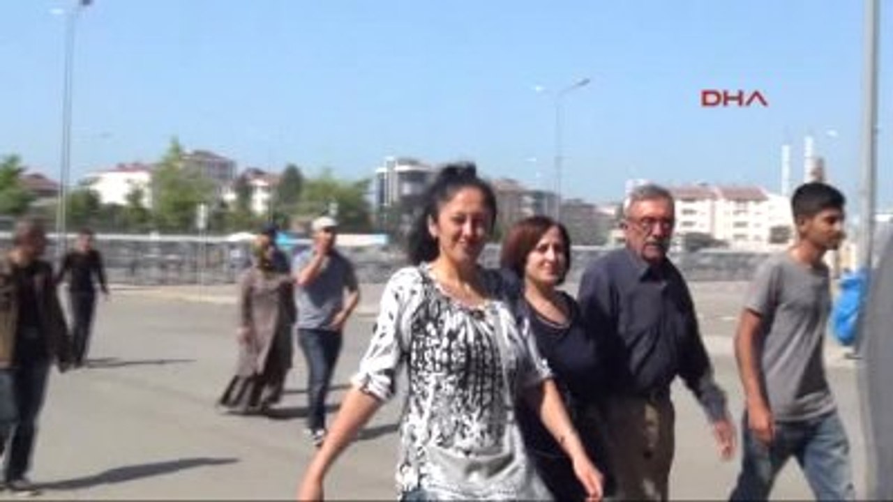 Gülsuyu Davası Öncesi Slogan Atan 6 Kişi Gözaltına Alındı