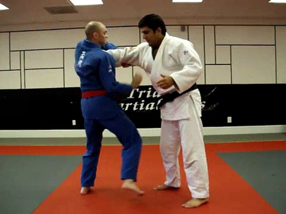 Judo: Yoko Sutemi Waza - Tani otoshi: Valley drop