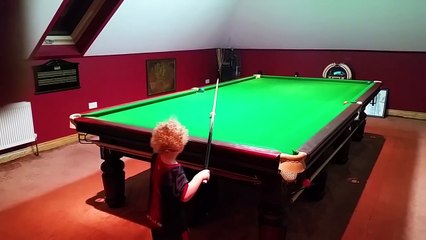 3 year old kid is great at snooker
