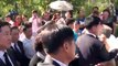 박근혜, 노무현 묘역 기습참배에 지지자들 