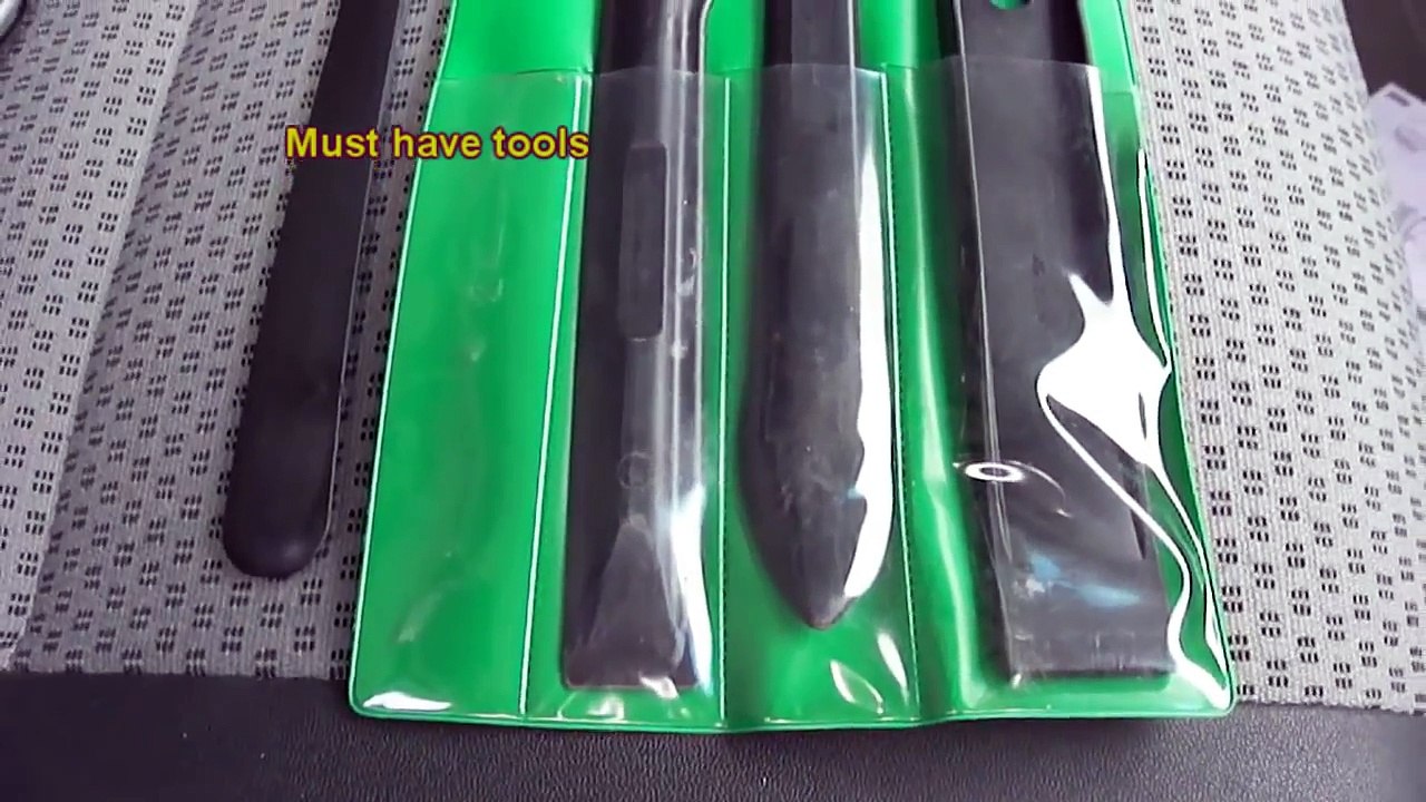 Dodge Mercedes Sprinter door panel & Speaker removal