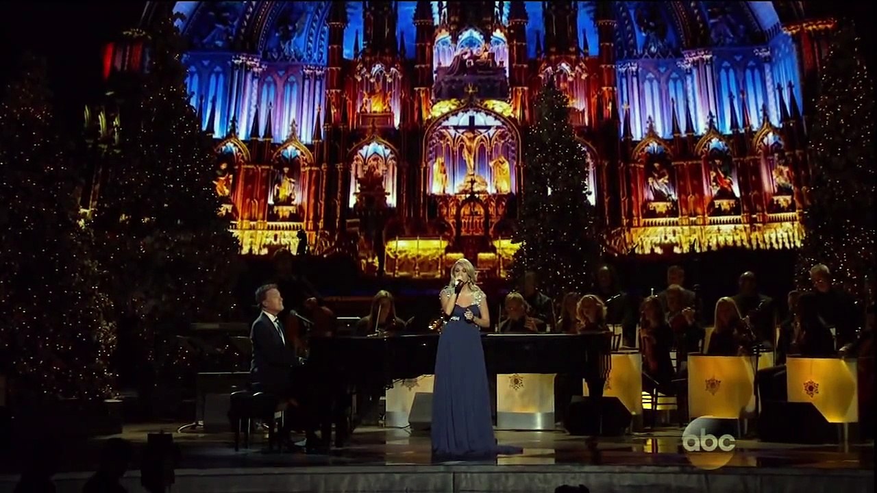 Carrie Underwood & Michael W. Smith - All Is Well @ CMA Country Christmas