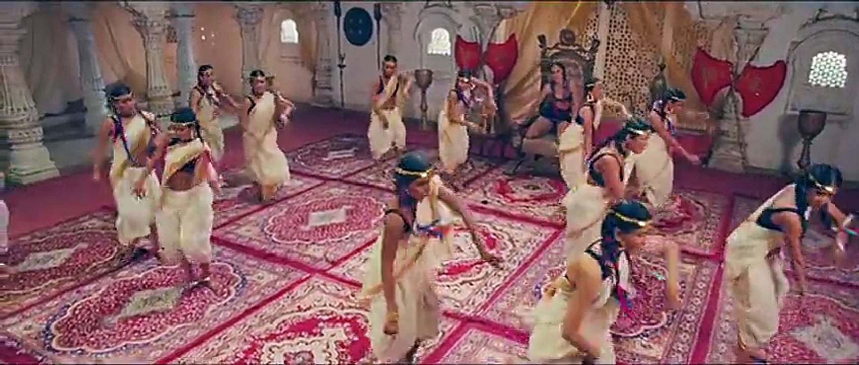 Major Lazer -u0026 DJ Snake - Lean On (feat. MØ) (Official Music Video)