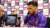 Dani Alves undecided on future at FC Barcelona