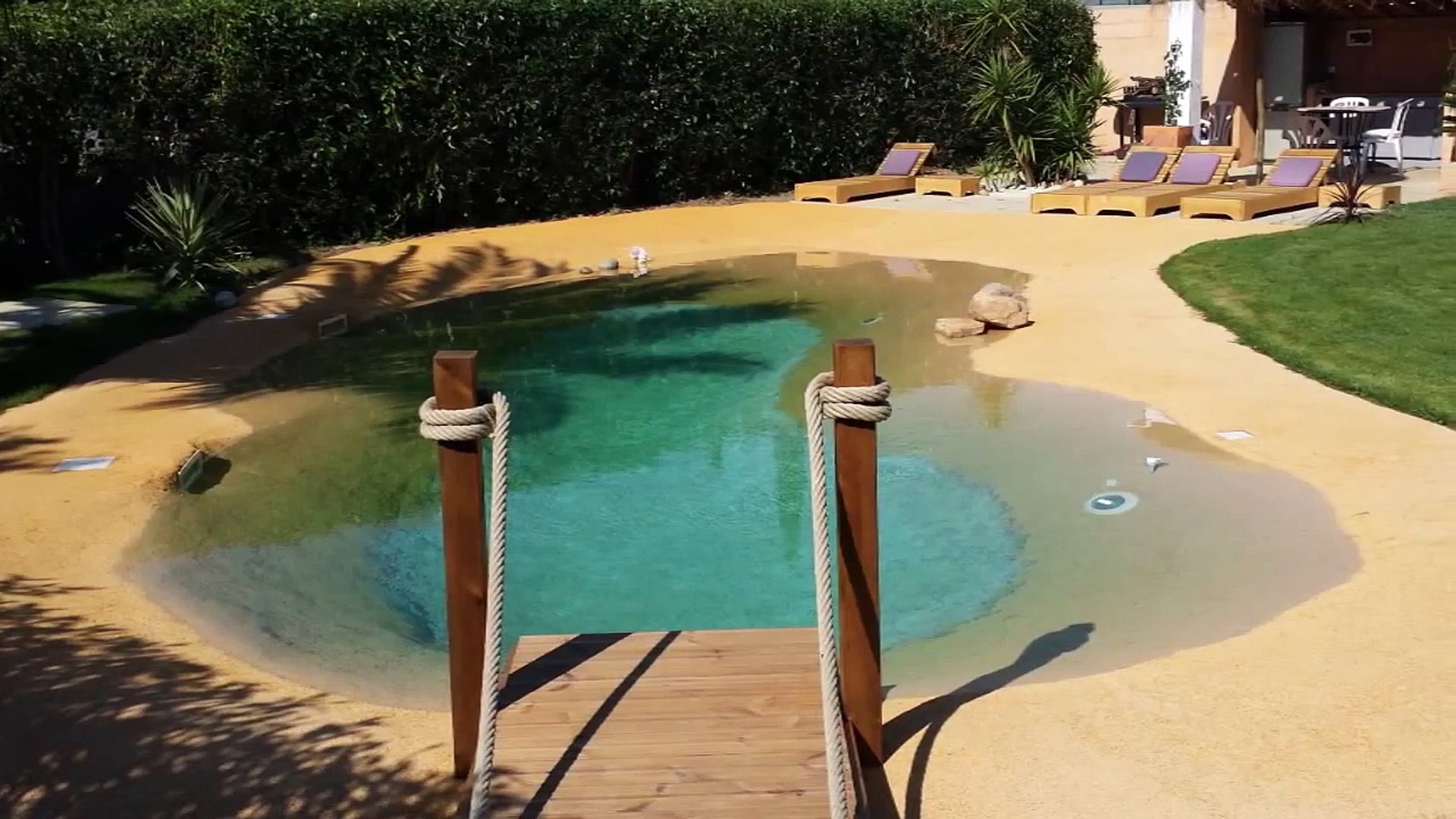 Piscine Avec Plages Sans Béton En Caoutchouc Recyclé
