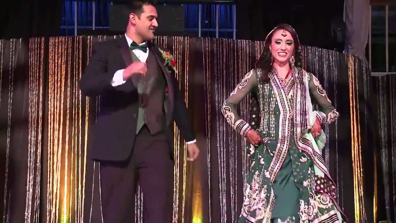 Awesome Mehndi Dance Wedding performance HD