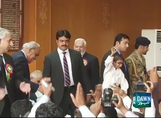 Dawn News fulfilled desire of 2 feet Tayyab