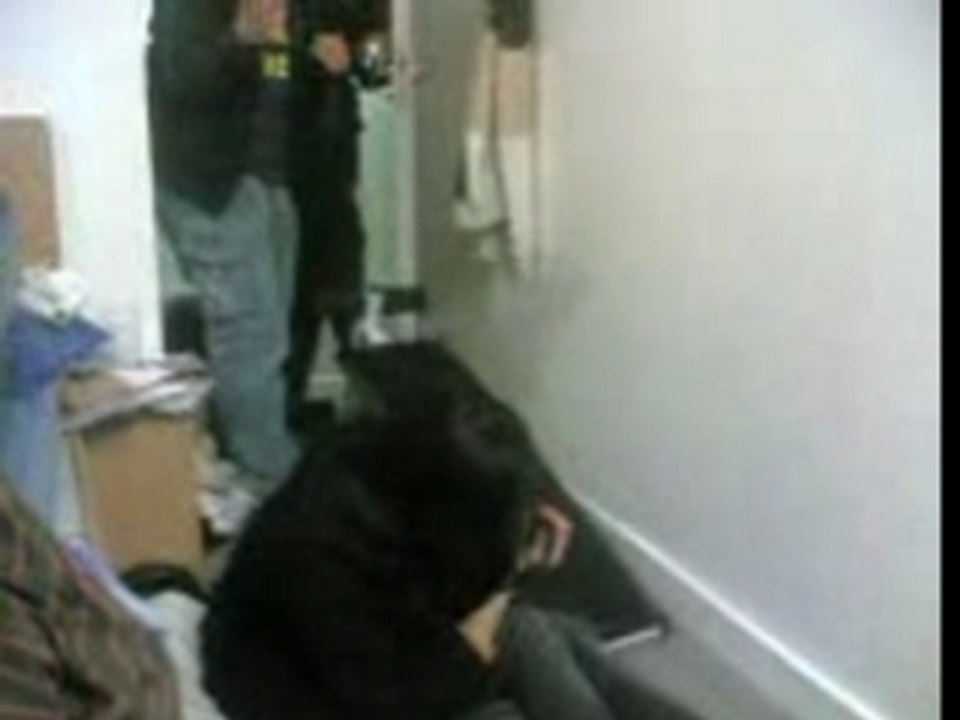 "OH NO I'm falling into the Black Hole"