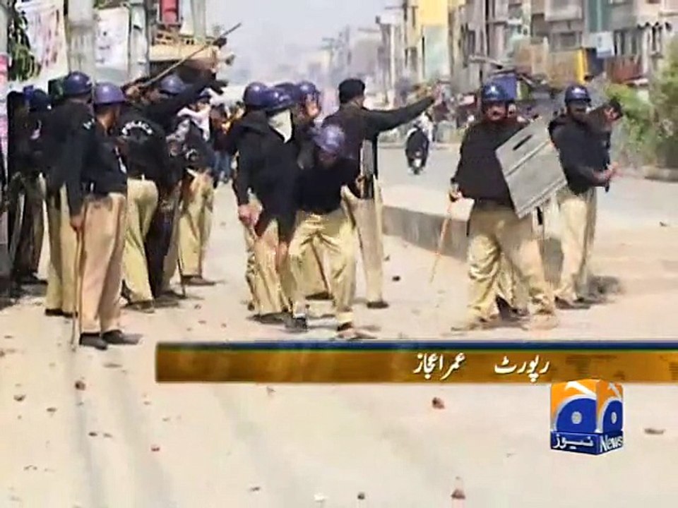Violent protests after clash with police kills two lawyers in Sialkot-Geo Reports-25 May 2015