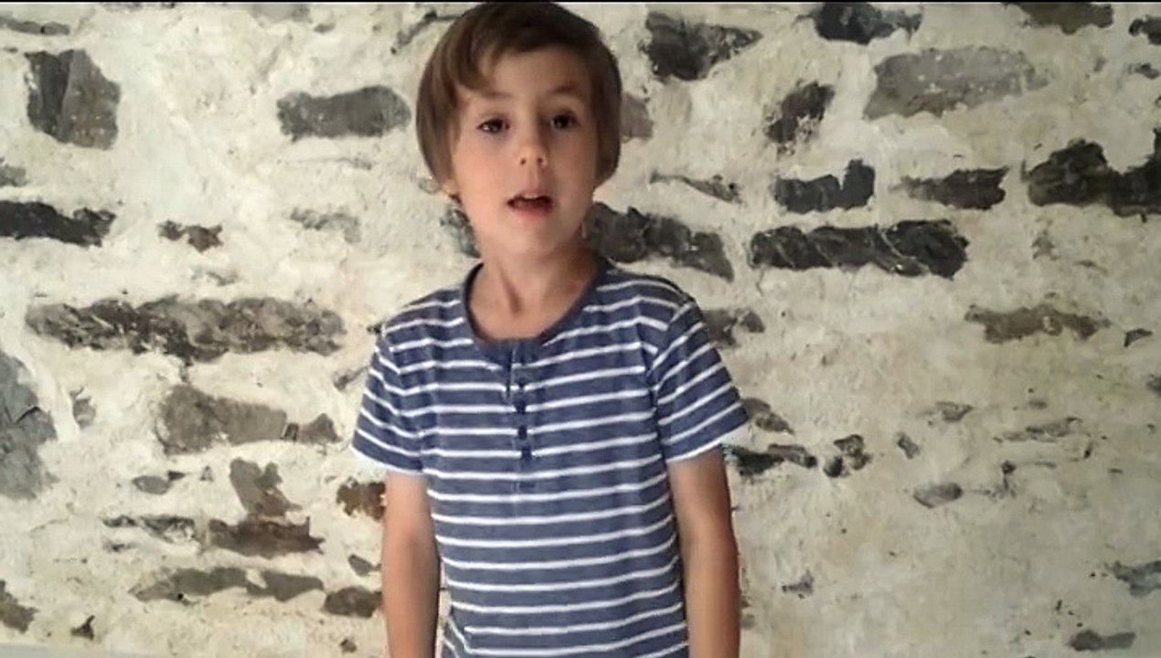 Adam teste la force de l'air